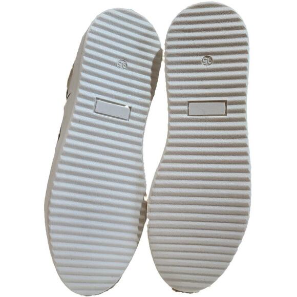 NWT Diba True Yuliana Leather  Sneaker Size 9.5 - Picture 6 of 6